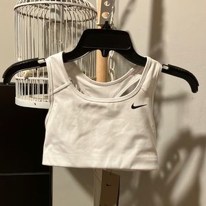 Nike Swoosh Sports Bra